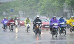 Dự báo thời tiết 1/5: Bắc và Trung Trung Bộ có mưa vừa, mưa to và dông