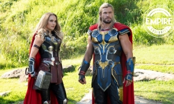Natalie Portman 'ăn gian' chiều cao trong 'Thor: Love and Thunder'