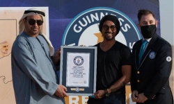 Nam nghệ sỹ lập kỷ lục Guiness với bức tranh nghệ thuật khổng lồ từ cát