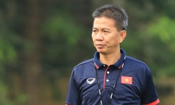 HLV Hoàng Anh Tuấn chia sẻ về tiền vệ Quang Hải trong màu áo Pau FC