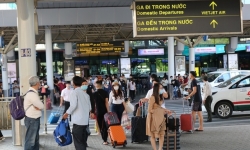 Vì sao khu vực sân bay Tân Sơn Nhất thường xuyên ùn tắc?