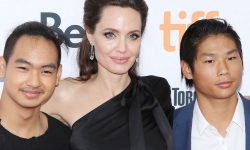 Pax và Maddox được trả lương nhờ làm việc cho mẹ Angelina Jolie