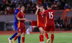 Việt Nam 4-0 Singapore: Dấu ấn Văn Quyết và các tài năng trẻ