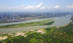 Sau cả thập kỷ 'chìm nghỉm', bất động sản khu Đông và khu Bắc Hà Nội được hưởng lợi từ quy hoạch