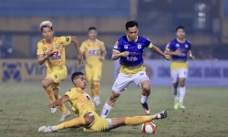 Văn Quyết tịt ngòi, Hà Nội FC chia điểm với Thanh Hóa