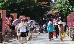 Trung Quốc cho phép các công ty du lịch tổ chức khách theo đoàn vào Việt Nam từ 15/3