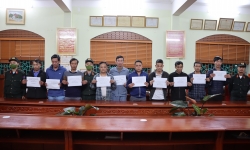 Bắt Chánh Thanh tra và Trưởng Ban quản lý rừng phòng hộ ở Lai Châu về hành vi đánh bạc