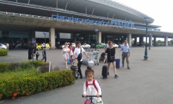 Giá vé máy bay tăng cao, lượng du khách tới Phú Quốc giảm mạnh