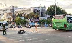Kon Tum: Xe khách va chạm với xe máy, một học sinh lớp 10 tử vong