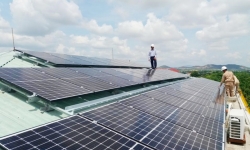 Phó Thủ tướng: Cần giải pháp thúc đẩy điện mặt trời mái nhà