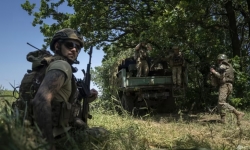 Ukraine nói chiếm lại ngôi làng thứ 8, Nga tuyên bố đẩy lùi nhiều cuộc phản công