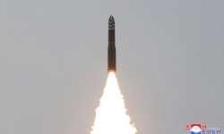Triều Tiên xác nhận phóng tên lửa đạn đạo xuyên lục địa Hwasong-18