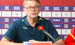 Huấn luyện viên Philippe Troussier chia sẻ gì trước thềm trận gặp đội tuyển Philippines?