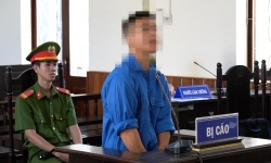 Kon Tum: Thiếu niên sát hại ông ngoại lãnh án 10 năm tù