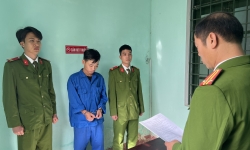 Thừa Thiên Huế: Khởi tố, bắt tạm giam đối tượng giết Phó Công an phường