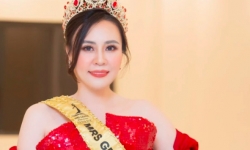 Hoa hậu Phan Kim Oanh 'rạng ngời' trong sắc xuân Giáp Thìn 2024