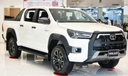 Toyota Hilux sắp trình làng 3 phiên bản mới tại Việt Nam, giá từ 668 triệu đồng