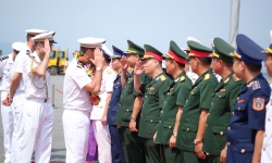 Tàu tuần dương của Hải quân Pháp thăm xã giao TP Đà Nẵng