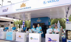 Vietnam Airlines Festa thu hút đông đảo du khách tại Lễ hội Tận hưởng Đà Nẵng 2024