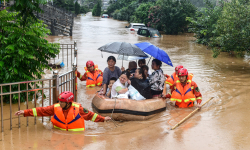 326 người chết và mất tích do bão lũ