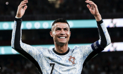 Cristiano Ronaldo có 1 tỷ người theo dõi trên các nền tảng mạng xã hội