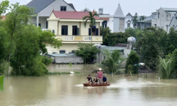 Lũ dâng cao, Thanh Hóa sơ tán hàng nghìn hộ dân