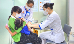 Hà Nội tăng tốc tiêm vaccine sởi từ 14/10