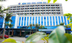 Một phụ nữ tử vong khi nhảy từ tầng 9 của Bệnh viện Hùng Vương Gia Lai xuống tầng 5