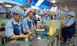 Đầu tư ra nước ngoài của doanh nghiệp Việt giảm 54,5% trong 9 tháng