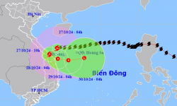 Bão số 6 đang cách Đà Nẵng hơn 100km, gây mưa lớn nhiều tỉnh miền Trung