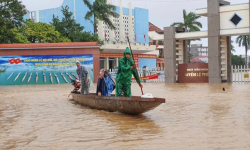 Miền Trung có thể mưa hơn 500 mm, đe doạ lũ quét, ngập lụt diện rộng