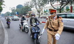 Người bị trừ hết điểm giấy phép lái xe phải học lại luật giao thông