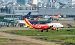 Bay nội địa: “Cứu cánh” cho ngành hàng không Việt Nam
