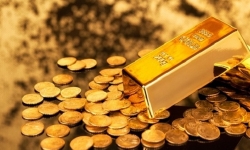 Giá vàng hôm nay 17/5 tiếp tục tăng cao, tiến sát ngưỡng 49 triệu đồng/lượng