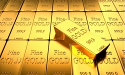 Giá vàng hôm nay 21/5 tiếp tục duy trì mức trên 48,5 triệu đồng/lượng
