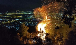 Đà Nẵng: Cháy rừng tại đỉnh núi Sọ đang lan rộng
