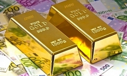 Giá vàng hôm nay 10/7: Vàng tăng “chóng mặt”, liên tiếp lập kỷ lục mới