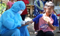 Lâm Đồng cấp 3.200 liều vắc-xin bạch hầu cho người dân phòng bệnh