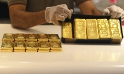 Giá vàng hôm nay 26/7: Vàng trong nước một tuần tăng phi mã, hơn 4,2 triệu đồng/lượng
