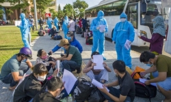 Hơn 700 người dân Quảng Ngãi mắc kẹt ở Đà Nẵng được về nhà