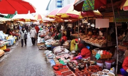 Xuất hiện ổ dịch COVID-19 nguy hiểm tại chợ cá Busan của Hàn Quốc