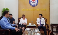 Phó Chủ tịch Thường trực Hội Nhà báo Việt Nam tiếp Phó Đại sứ Cộng hòa Cuba
