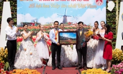 Guinness Việt Nam trao chứng nhận “Lễ hội hoa Tulip lớn nhất Việt Nam” cho Sun World Ba Na Hills