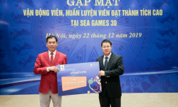 VinaPhone chính thức trao quà tặng cho các vận động viên giành huy chương tại SEA Games 30