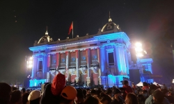 Giáng sinh 2020: VNPT Pay “cháy” cùng hàng ngàn khán giả tại Quảng trường Nhà hát Lớn Hà Nội
