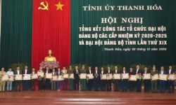 VPĐD Báo Nhà báo & Công luận tại Thanh Hóa được khen thưởng tuyên truyền Đại hội Đảng bộ tỉnh.