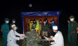 Thừa Thiên Huế: Cách ly y tế tập trung 12 người vượt biên trái phép từ Lào về Việt Nam