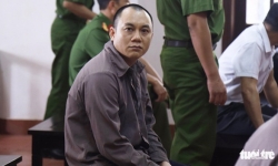 Vụ án lùi xe trên cao tốc tại Thái Nguyên: Lái xe container đề nghị thay kiểm sát viên