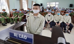 Xét xử nhóm thanh niên đưa người trái phép vào Việt Nam
