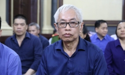 Cựu CEO DongABank Trần Phương Bình cùng 11 đồng phạm tiếp tục hầu tòa